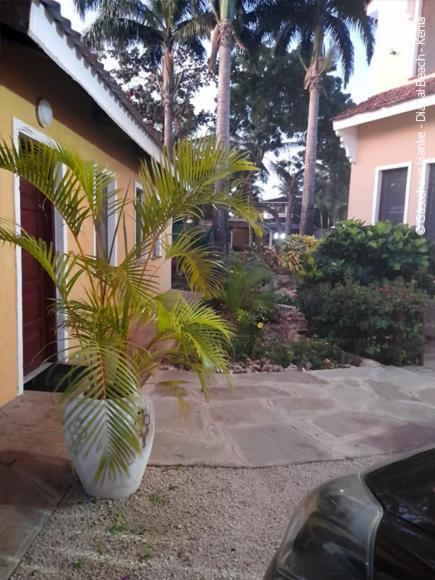 Apartmenthaus Salama Villen In Diani شاطئ دياني المظهر الخارجي الصورة